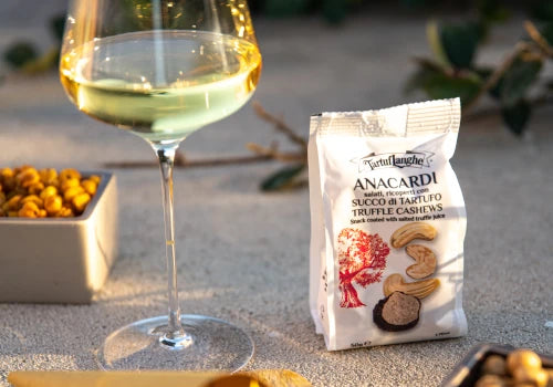 Cashew Nuts Coated with Truffle Juice 50g